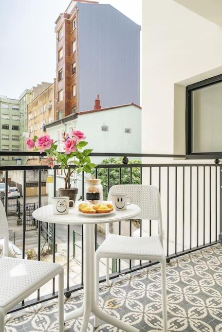 Alojamientos Turisticos Con Terraza En Santander Lapera Dış mekan fotoğraf